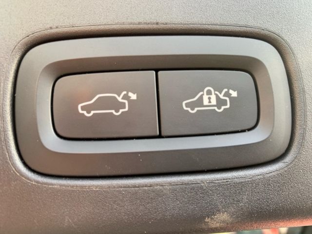 Volvo V90 Cross Country 2022