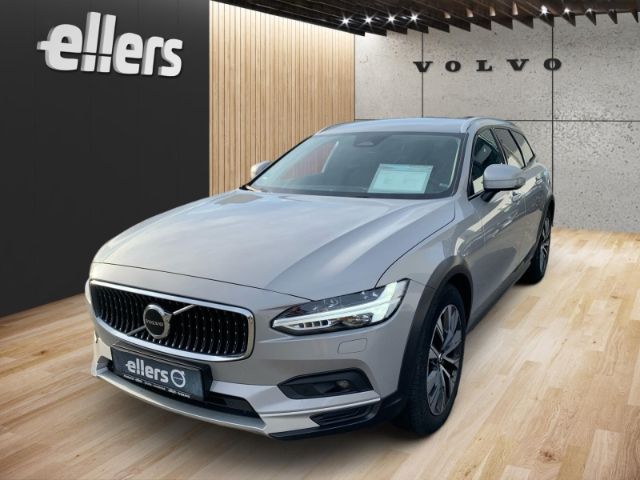 Volvo V90 Cross Country 2022