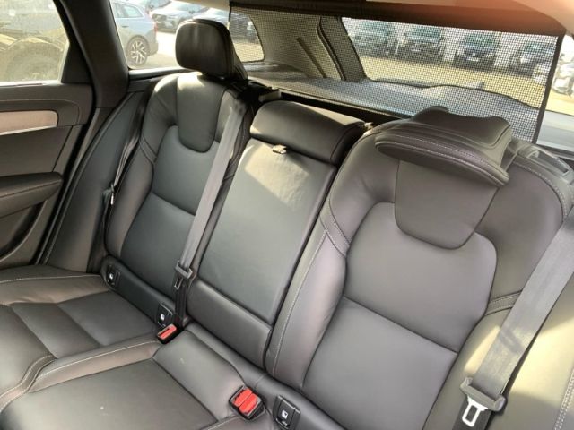 Volvo V90 Cross Country 2022
