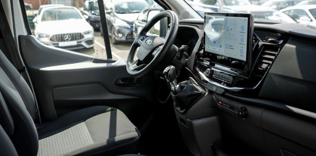 Ford Transit 2024