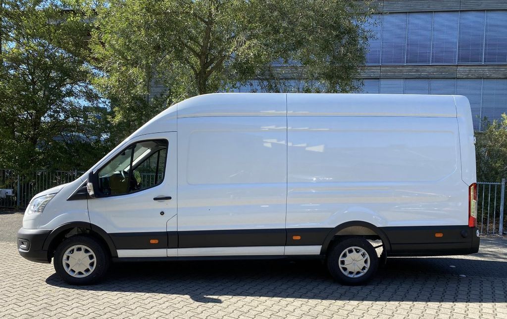 Ford Transit 2024