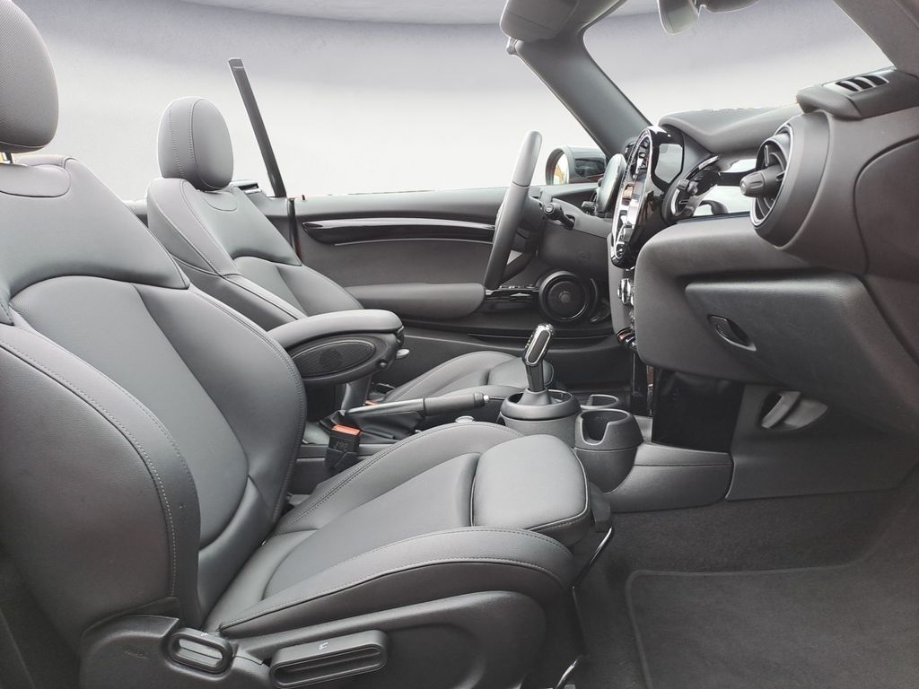 MINI Cooper Cabrio 2022