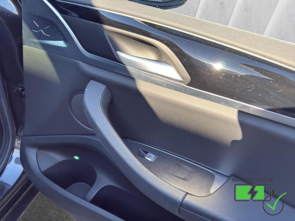 BMW iX3 2022