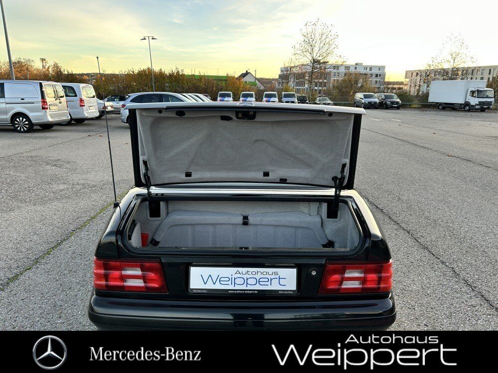 Mercedes-Benz SL 320 2000