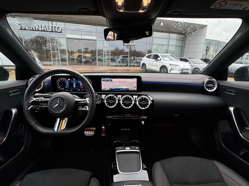 Mercedes-Benz CLA 200 2024