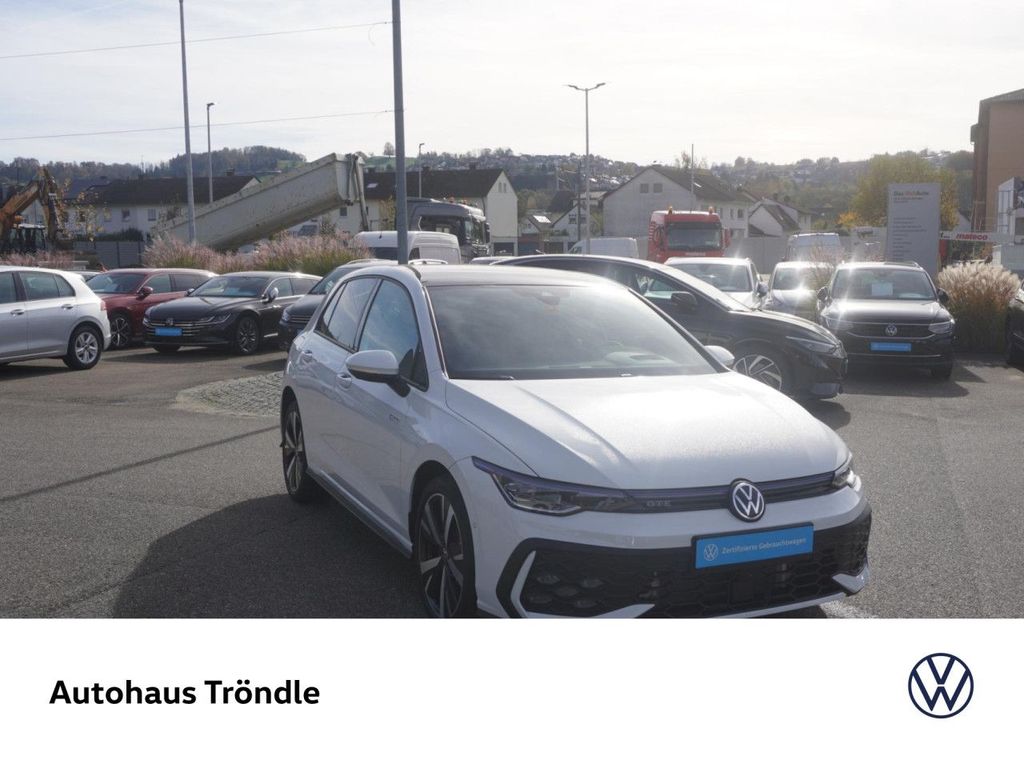 Volkswagen Golf 2025