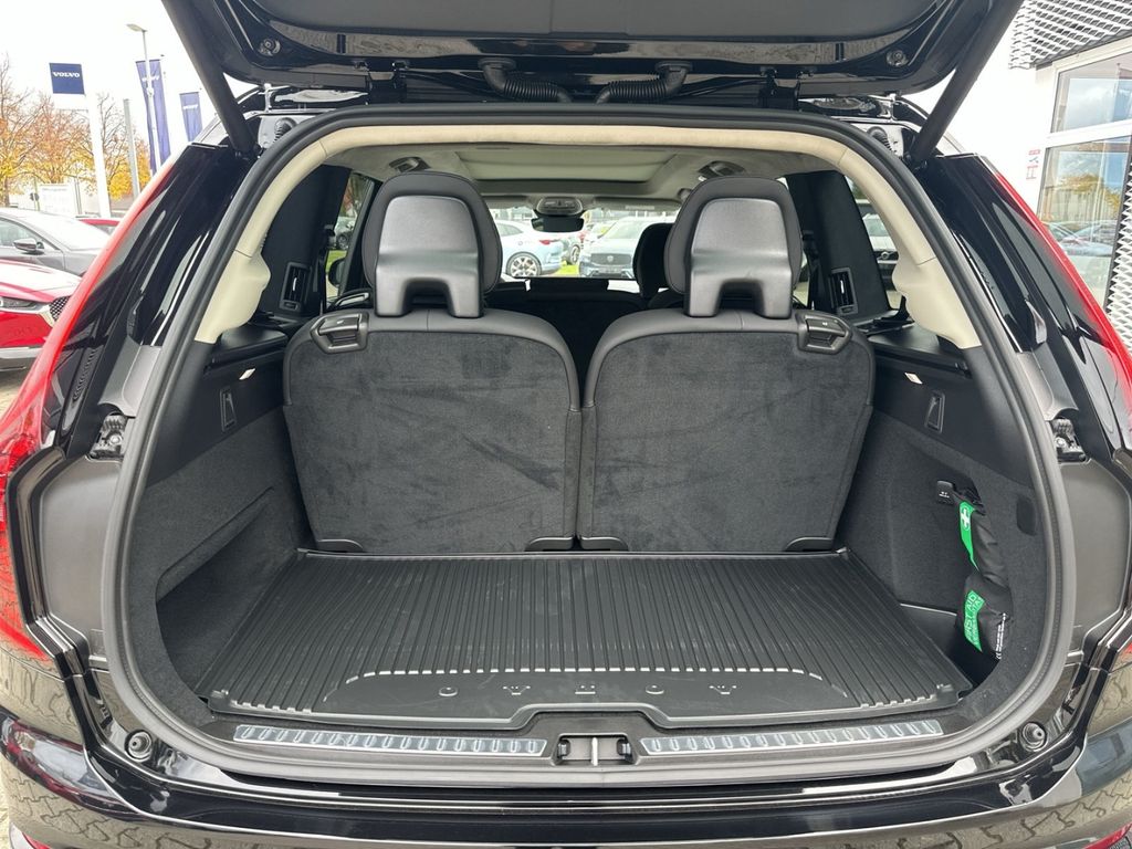 Volvo XC90 2025