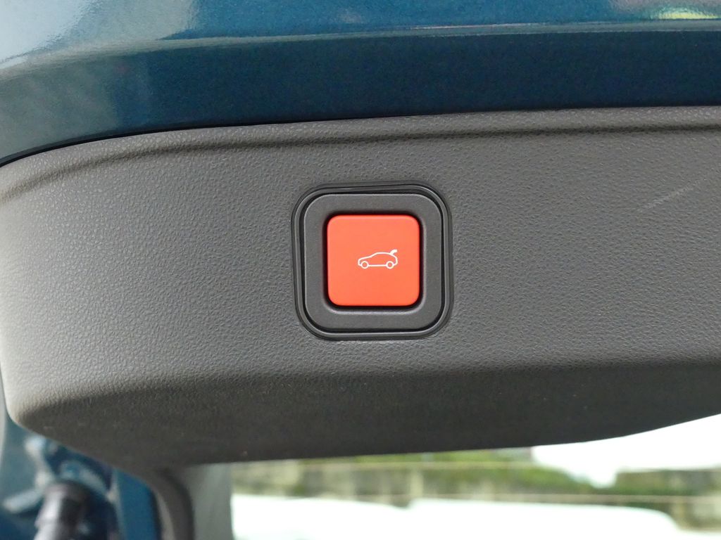 Alfa Romeo Junior 2025