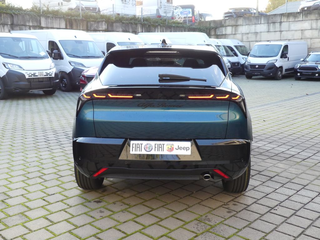 Alfa Romeo Junior 2025