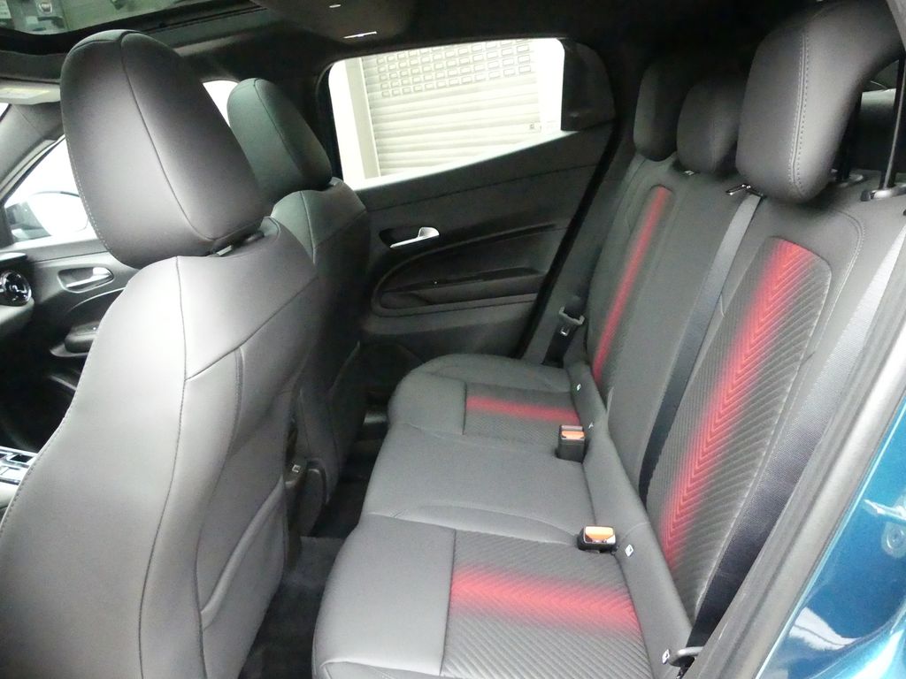 Alfa Romeo Junior 2025