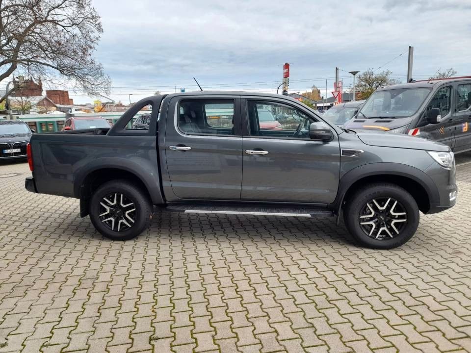 JAC 8 Pro 2025