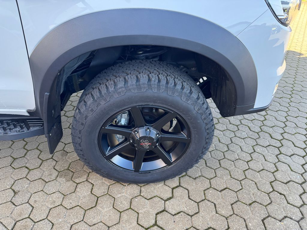 JAC 8 Pro