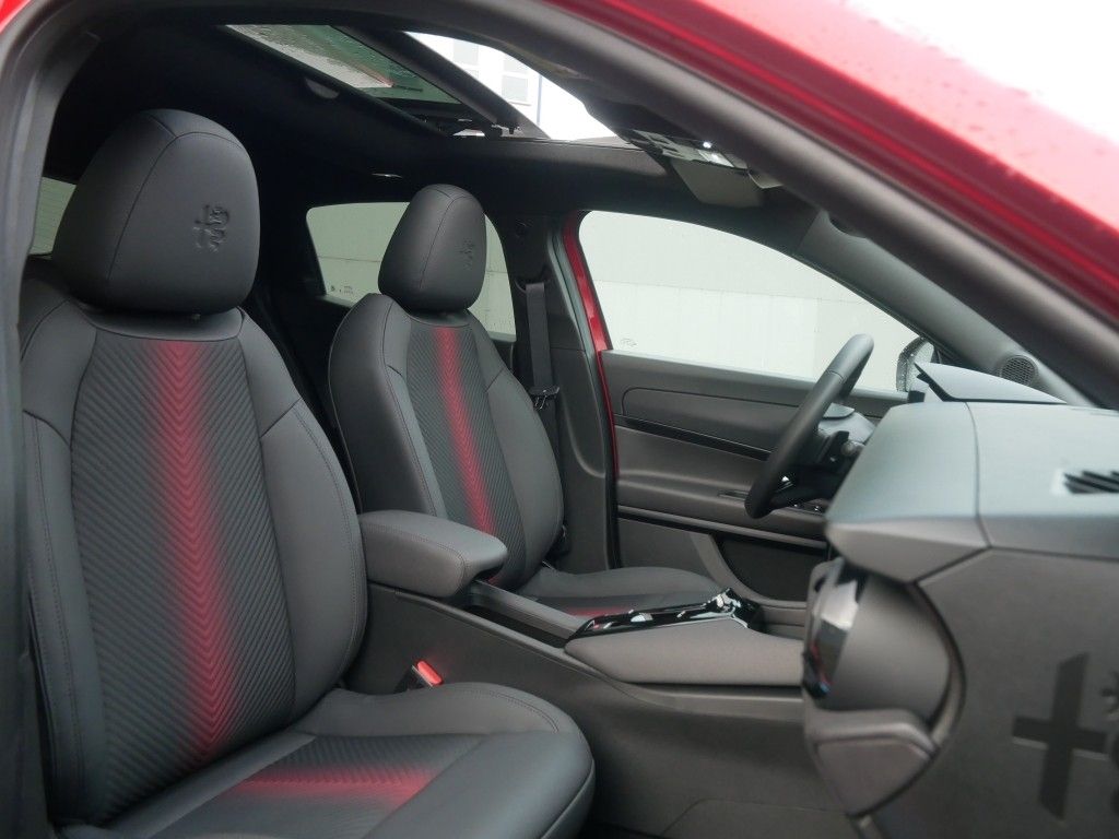 Alfa Romeo Junior 2025