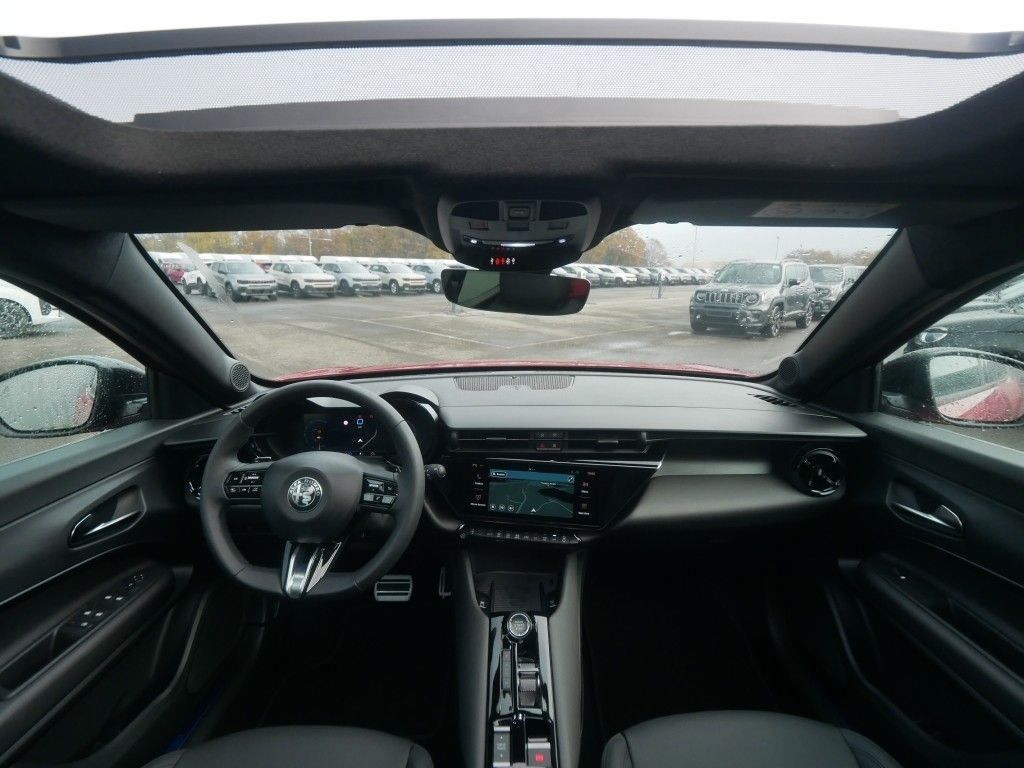 Alfa Romeo Junior 2025