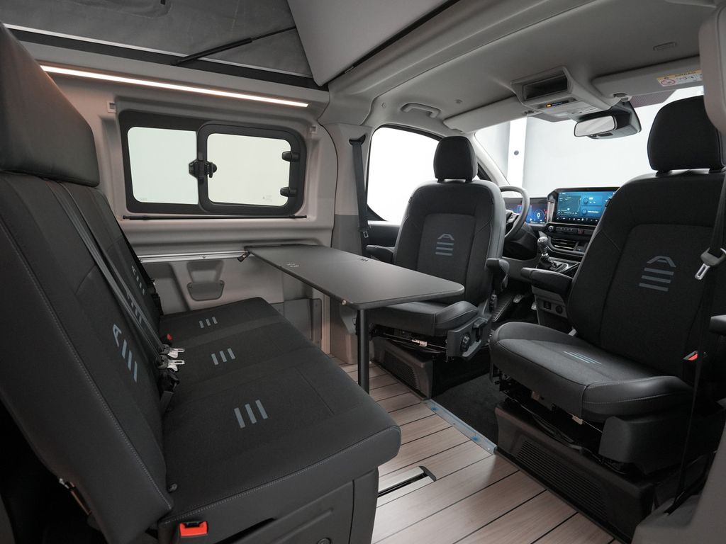 Ford Tourneo Custom 2025