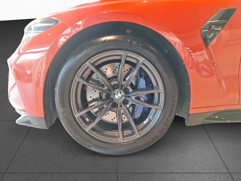 BMW M4 2025