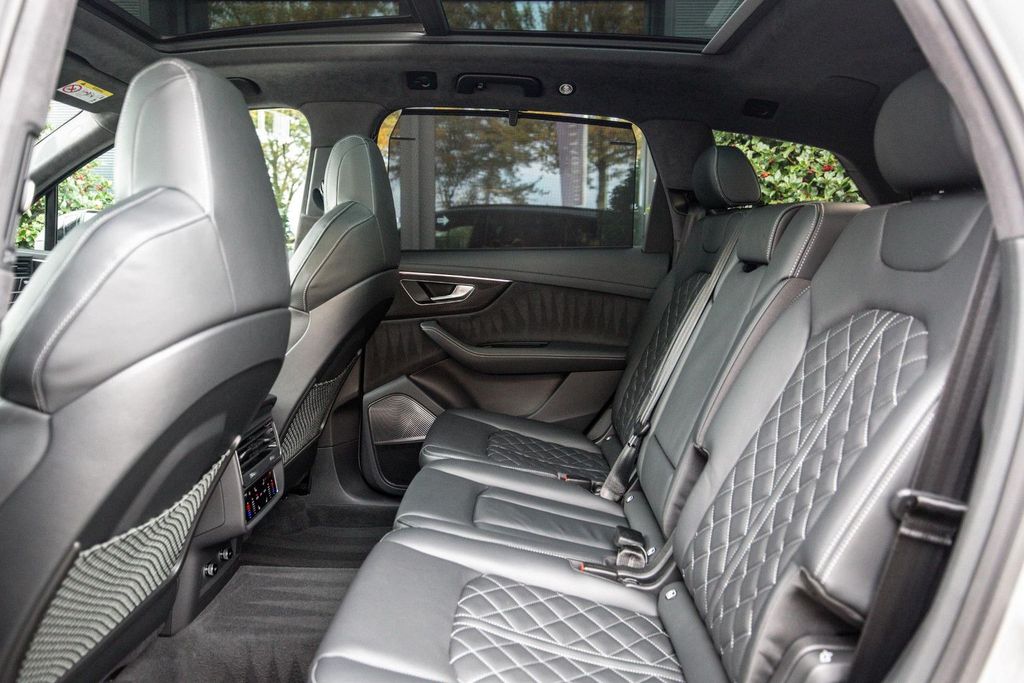 Audi SQ7 2022