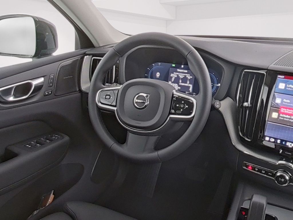 Volvo XC60 2025