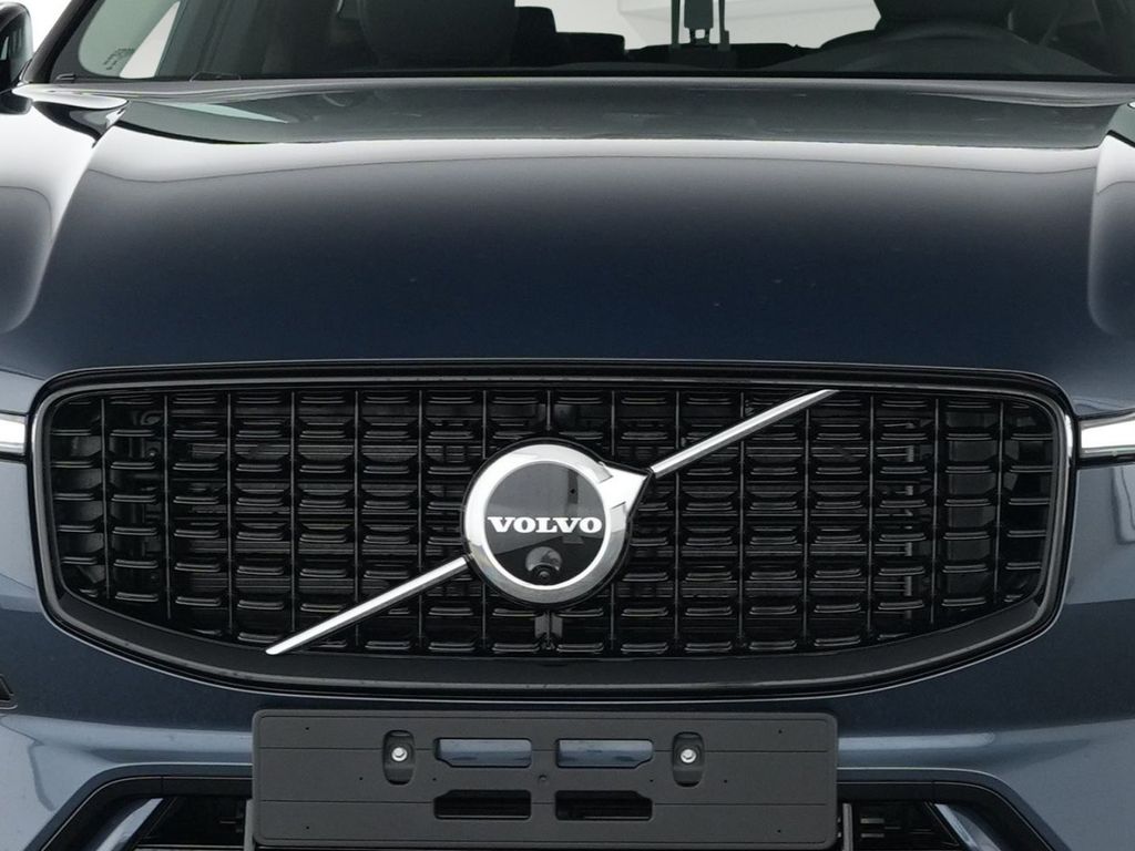Volvo XC60 2025