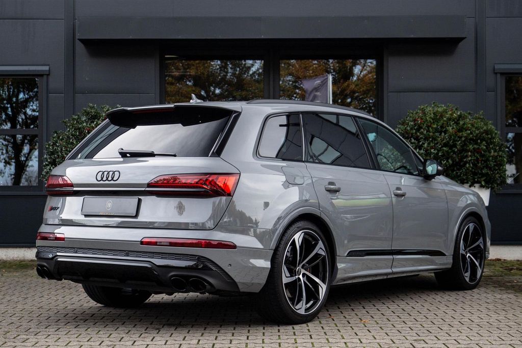 Audi SQ7 2022