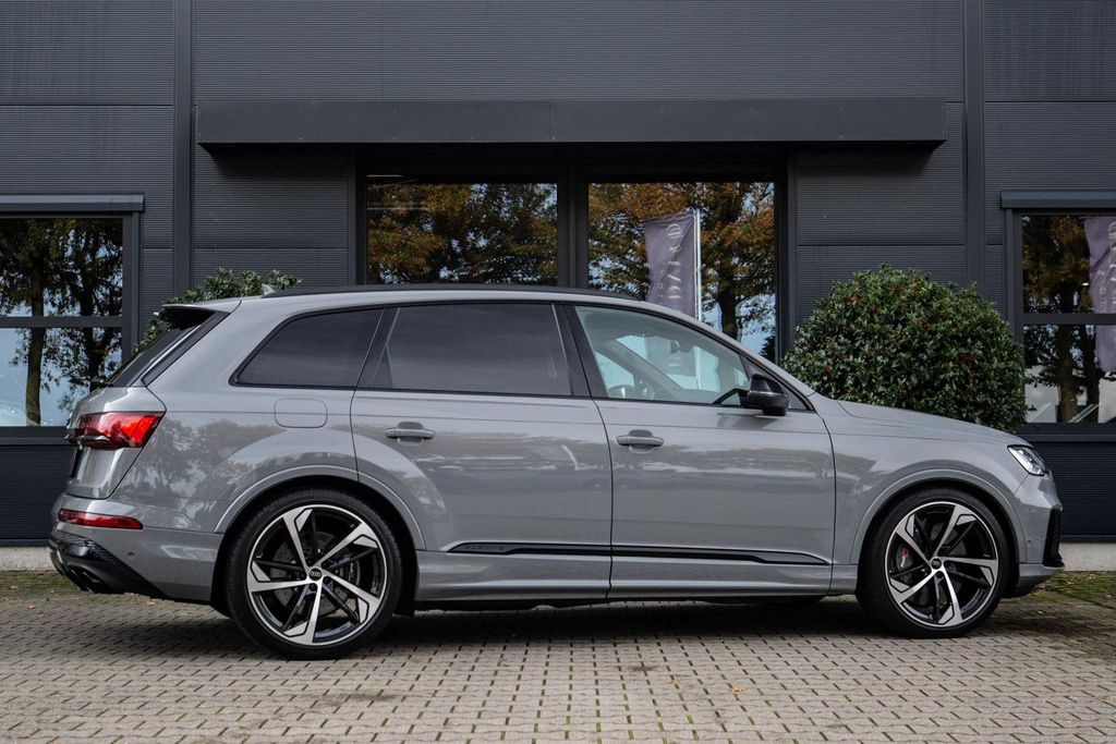 Audi SQ7 2022
