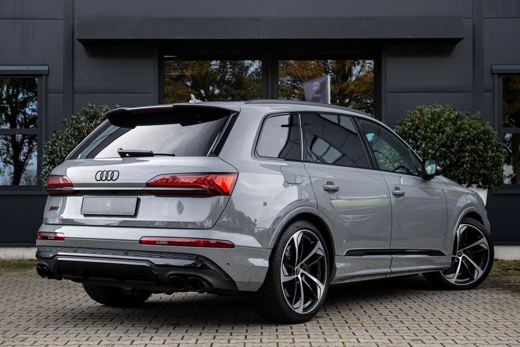 Audi SQ7 2022