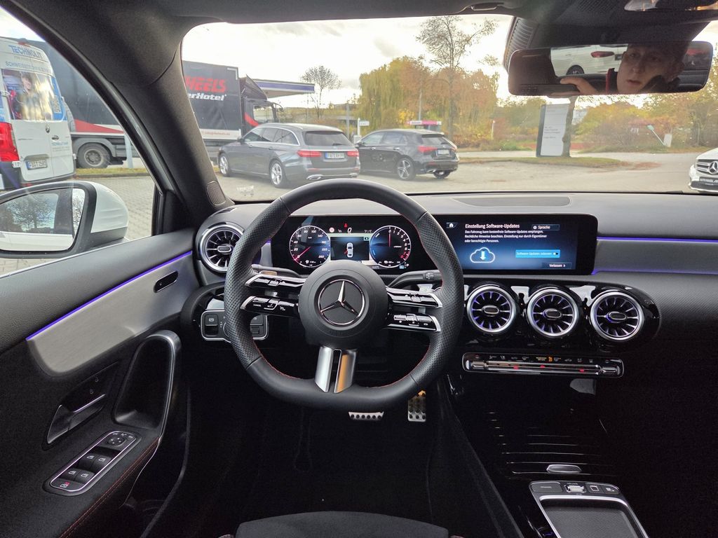 Mercedes-Benz A 250 2024