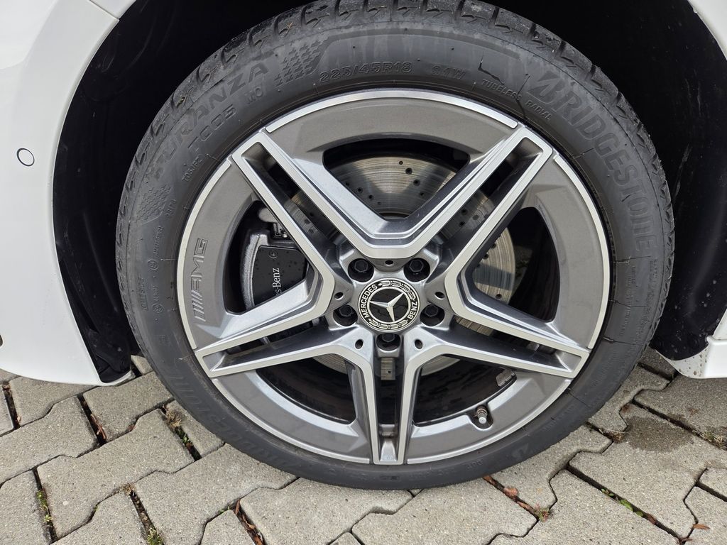 Mercedes-Benz A 250 2024