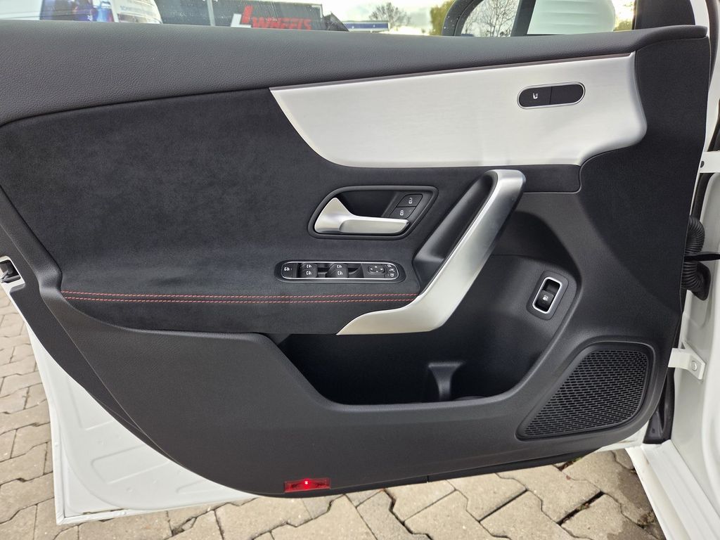 Mercedes-Benz A 250 2024