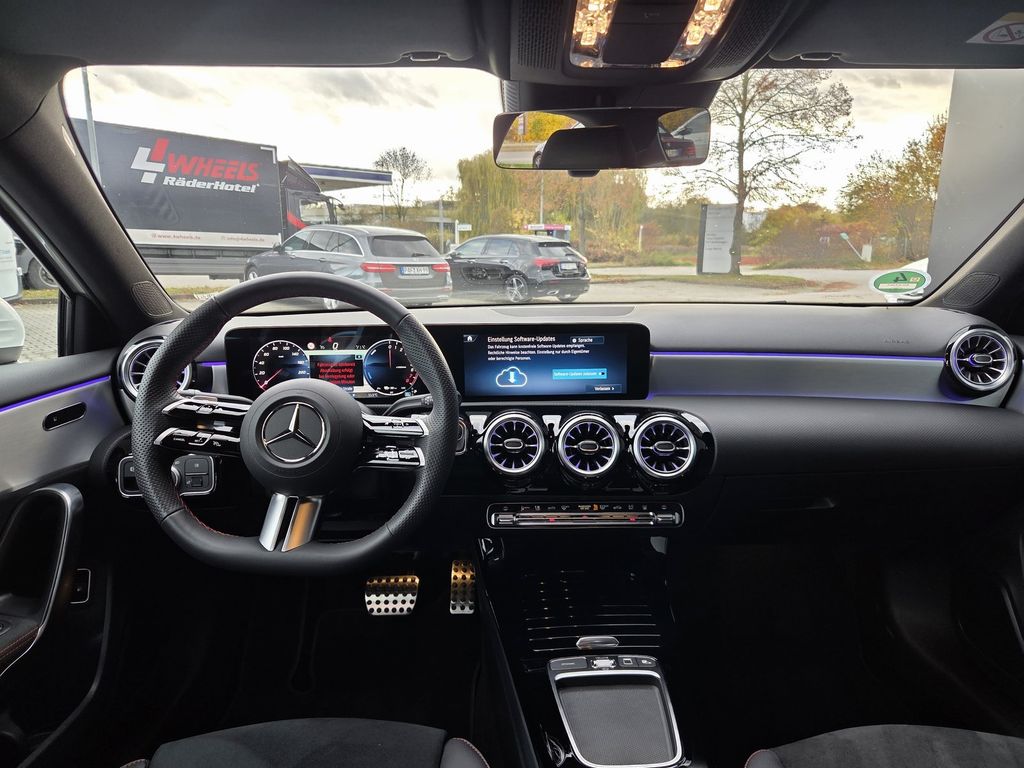 Mercedes-Benz A 250 2024