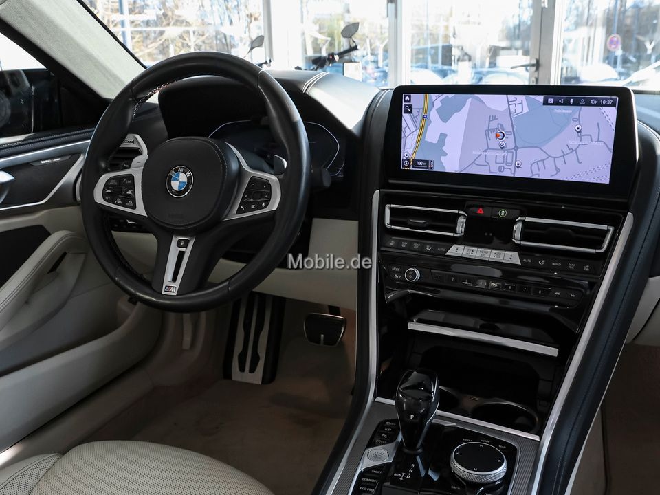 BMW M850 2024