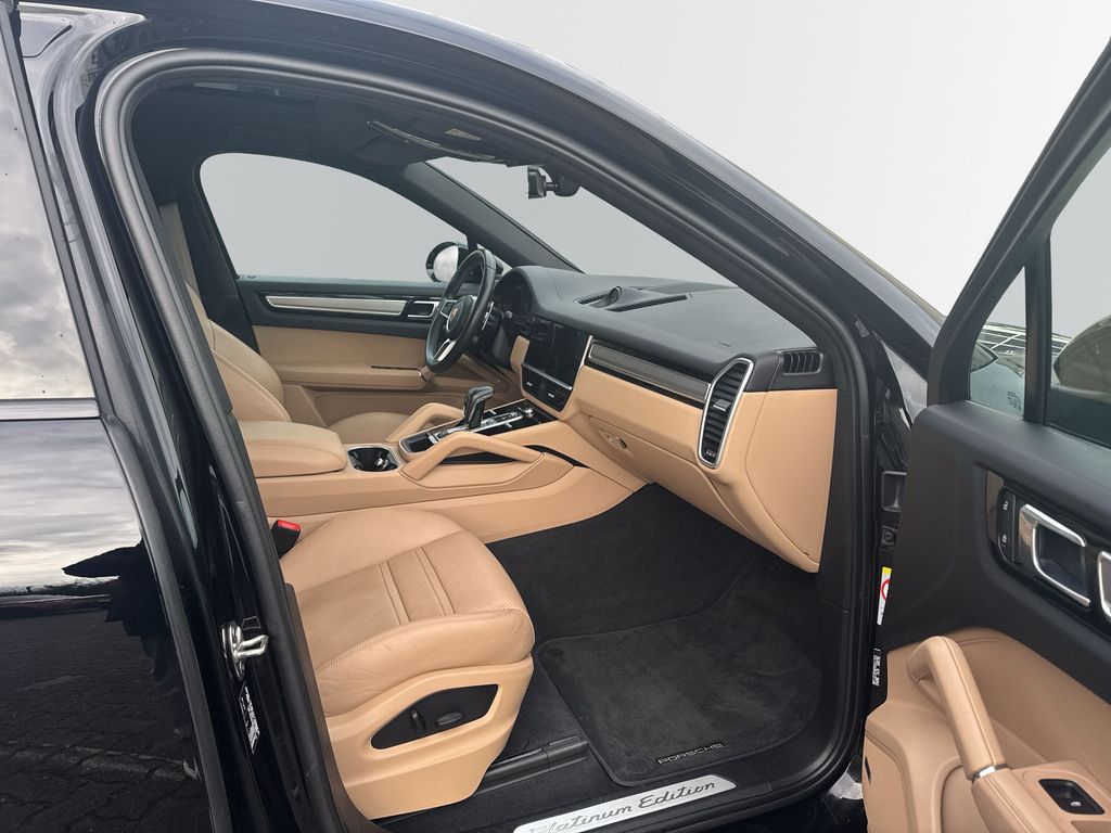 Porsche Cayenne 2023