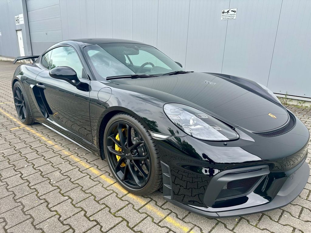 Porsche Cayman 2020
