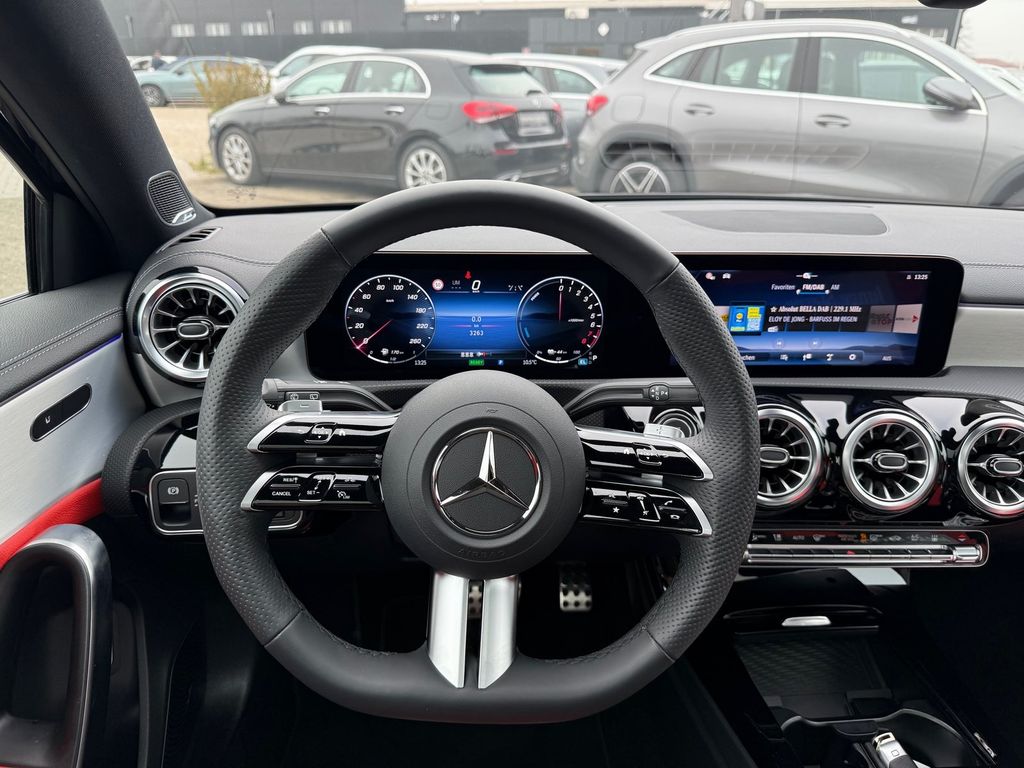 Mercedes-Benz A 250 2024