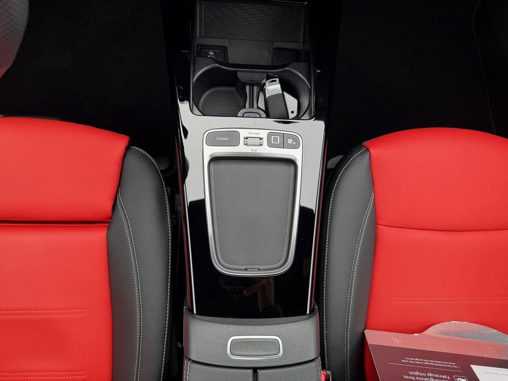 Mercedes-Benz A 250 2024