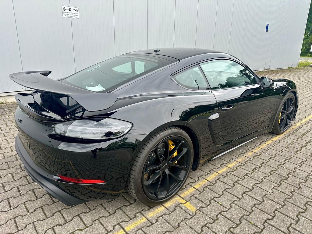 Porsche Cayman 2020