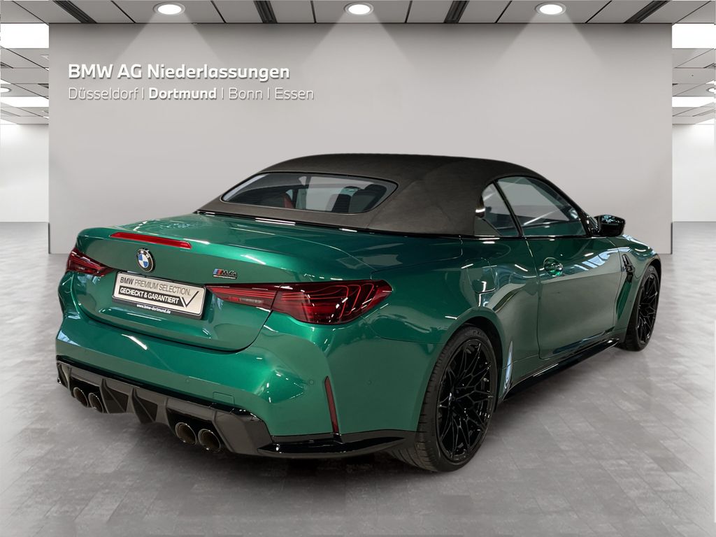 BMW M4 2025