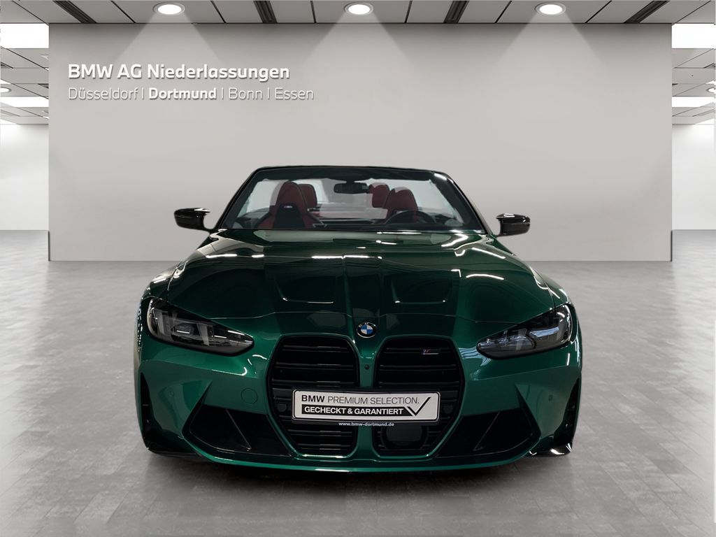 BMW M4 2025