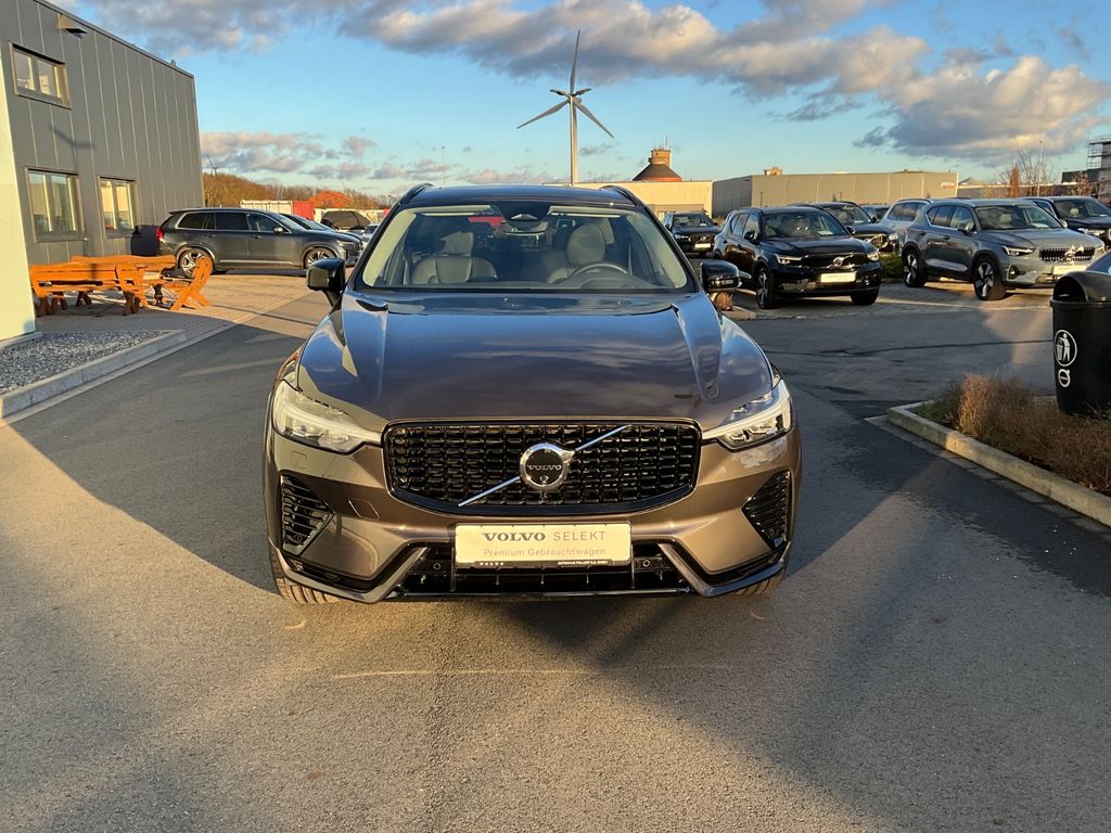 Volvo XC60 2025