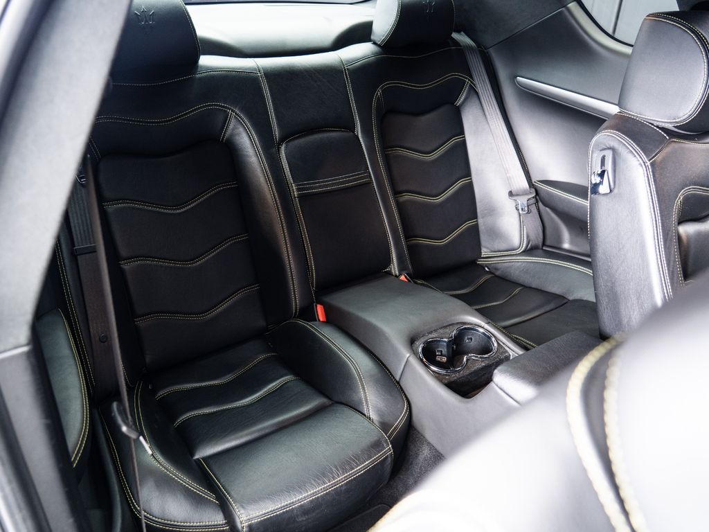 Maserati Granturismo 2012