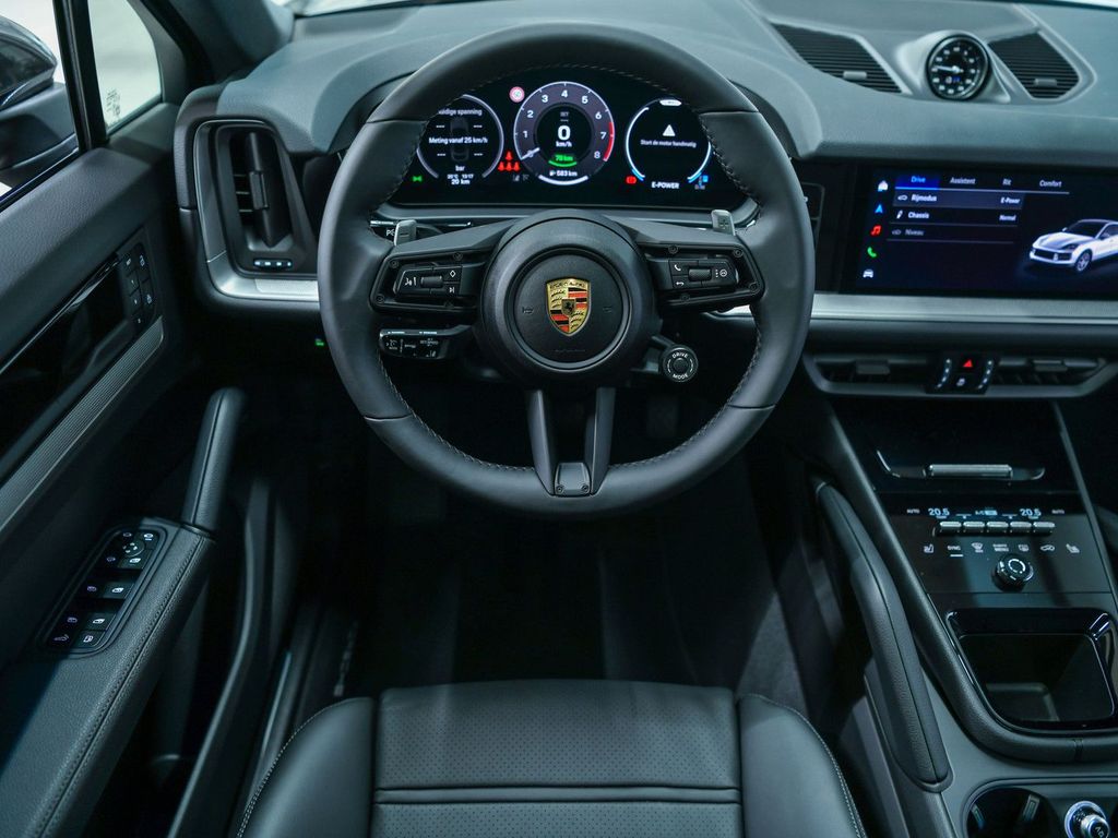 Porsche Cayenne 2025