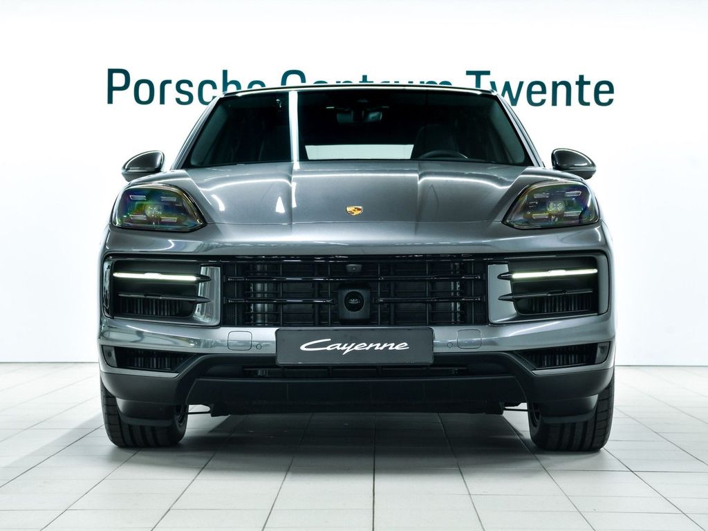 Porsche Cayenne 2025