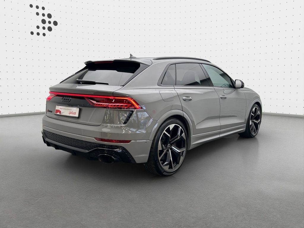 Audi RSQ8 2024
