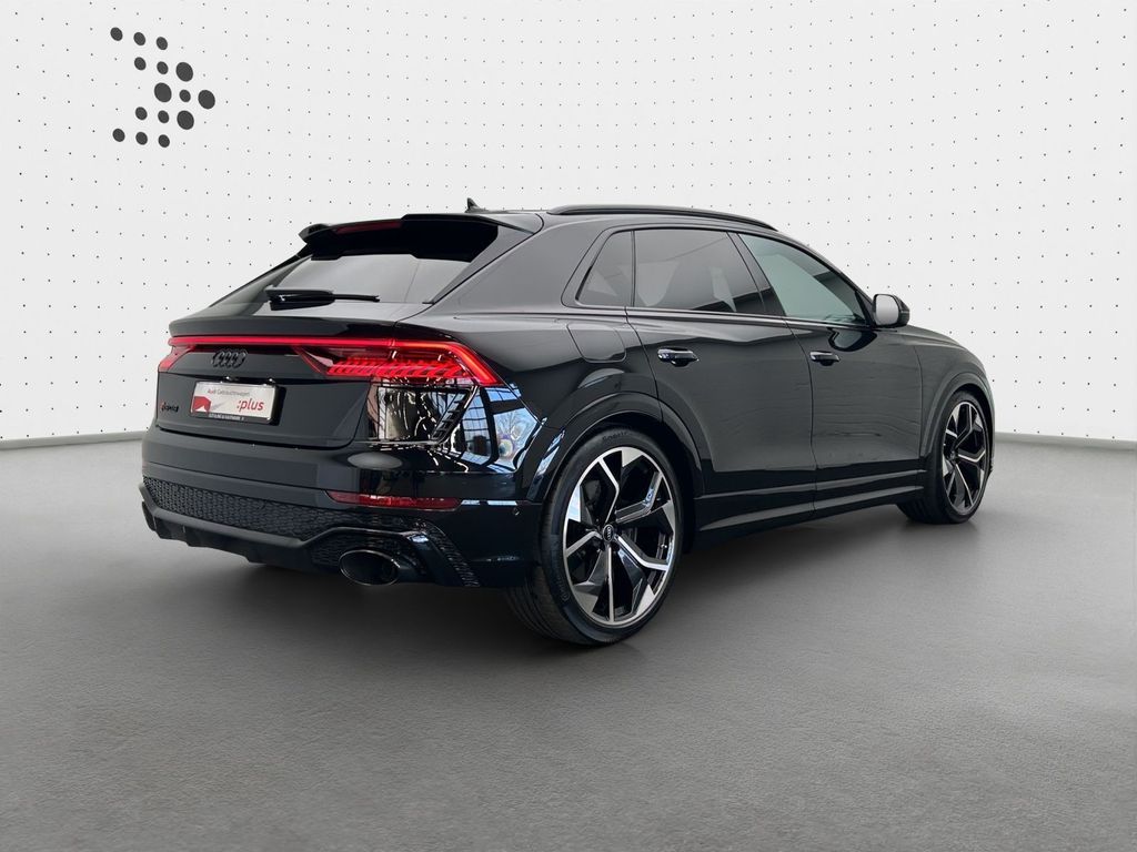 Audi RSQ8 2024