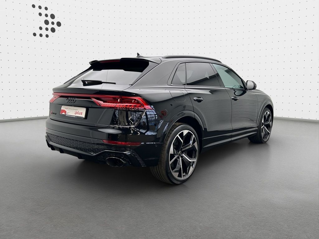 Audi RSQ8 2024