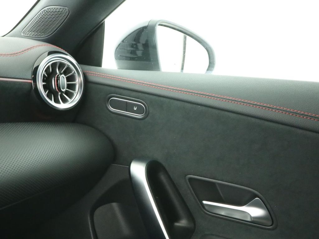 Mercedes-Benz CLA 250 2022