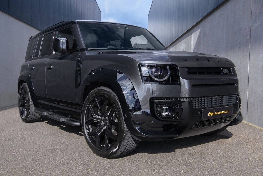 Land Rover Defender 2025