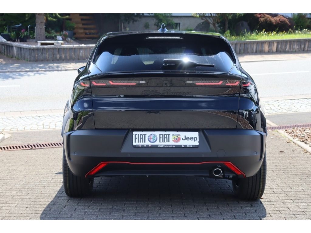 Alfa Romeo Junior 2025