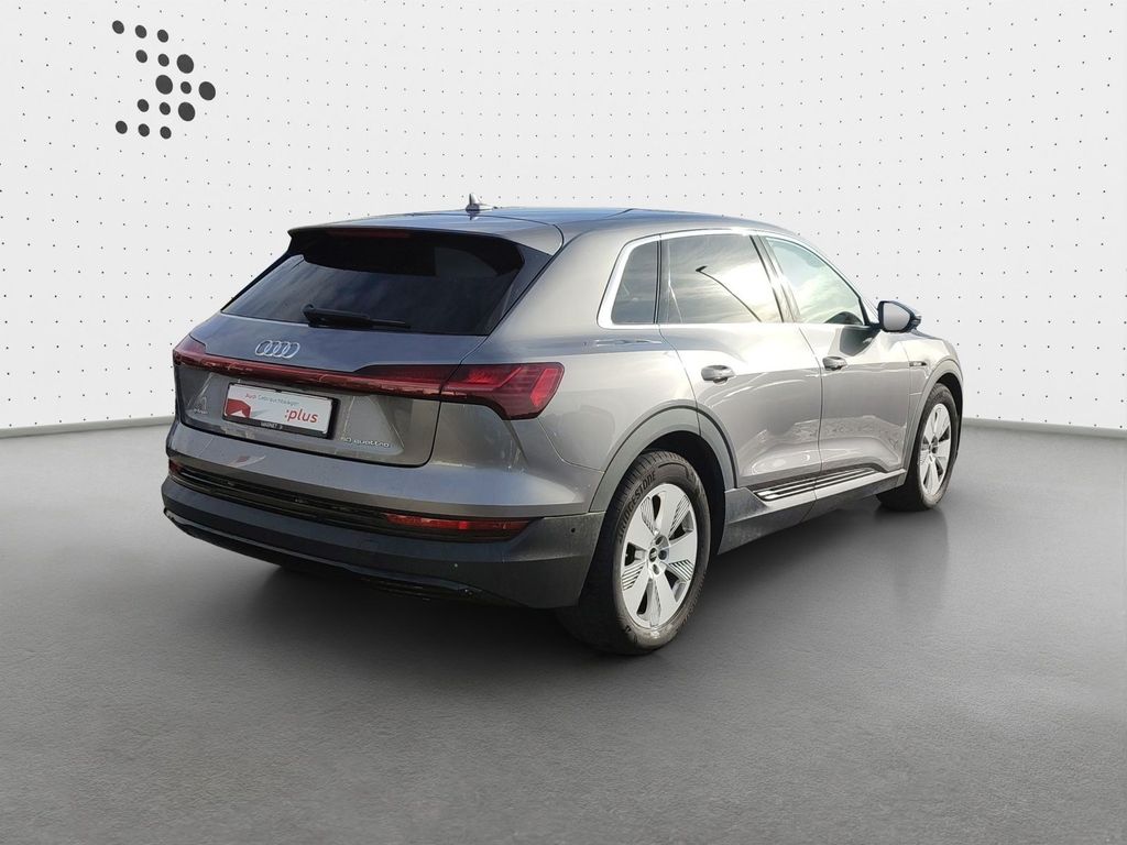 Audi e-tron 2022
