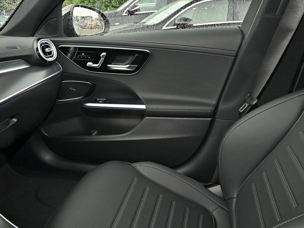 Mercedes-Benz C 220 2025